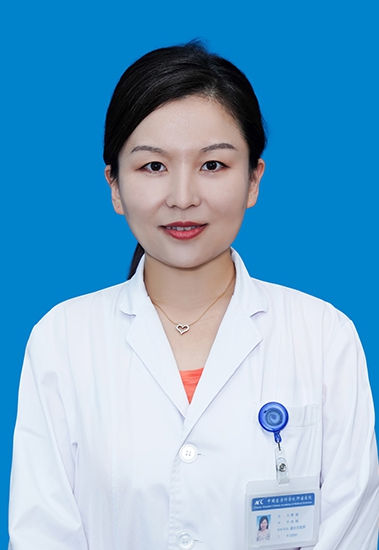 李俏